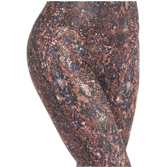 Spanx Faux Leather Snake Shine Leggings in Mocha Snake Small - Picture 13 of 13